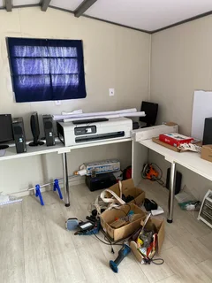 6m x 3 m - Prefab Containier