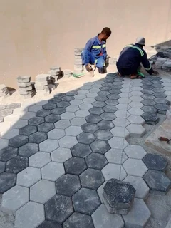 PAVING PATHWAYS WALKWAYS &amp;DRIVEWAYS