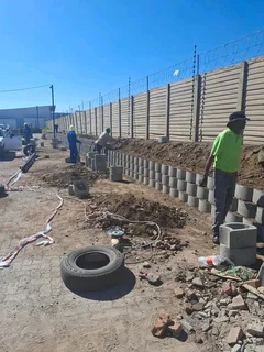 Concrete Retaining Wall