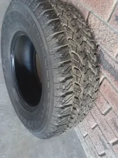 Yokohama 255/70/16  tyre