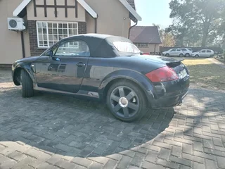 Audi TT MK1 2000 model 225 motor