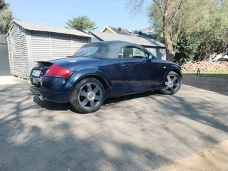 Audi TT MK1 2000 model 225 motor