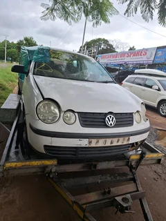 Vw polo 1.4 round lights 2004 model stripping for spares