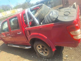 Gwm steed 5 double cab bakkie stripping for spares