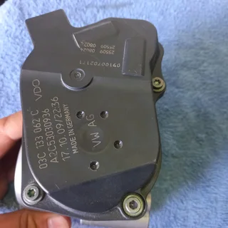 Vw jetta 5 tsi 1.4 Throttle body