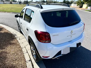 2021 Renault Sandero 900T Stepway for R114000