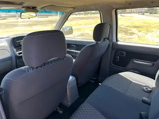 2017 Nissan NP300 2.4l  Hardbody For R98000