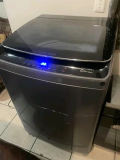 Hisense 13kg Washing machine for R3900