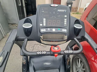 Big Treadmill for R2500