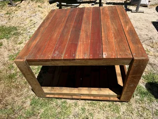 Coffee Table for R600