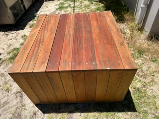 Coffee Table for R600