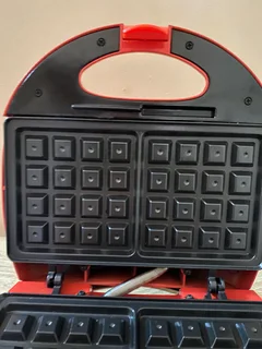 Safeway Waffle Maker