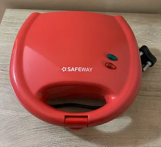 Safeway Waffle Maker