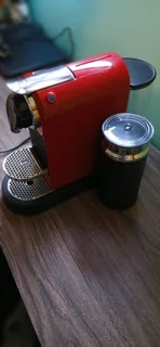 Nespresso - Citiz and Milk Coffee Machine - R1000