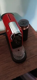Nespresso - Citiz and Milk Coffee Machine - R1000