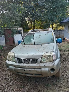 Nissan xtrail t30 body parts for sale