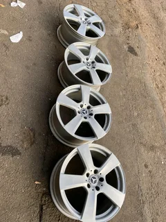 Original Mercedes size 18 set wide and narrow