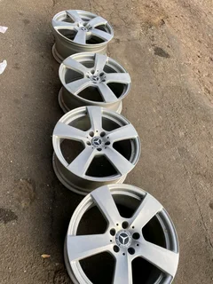 Original Mercedes size 18 set wide and narrow