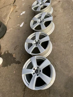 Original Mercedes size 18 set wide and narrow
