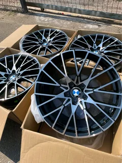 Bmw mags size 19 set brand new wide and narrow