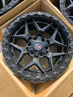 Bakkie mags size 18 set pcd 6/139 brand new