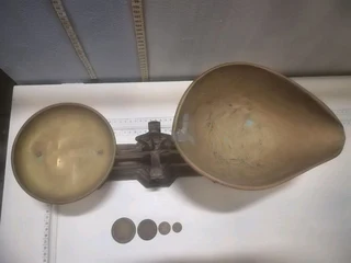 Buy this Vintage Shop Scale and support our hAndycapped