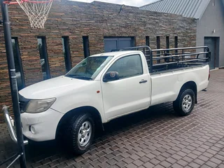 Toyota Hilux single cab