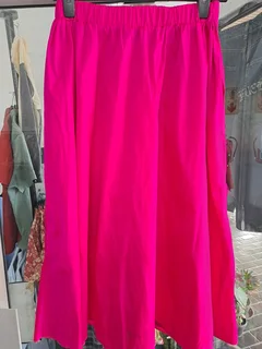 Ladies skirts R100, sizes 32 and 34 only