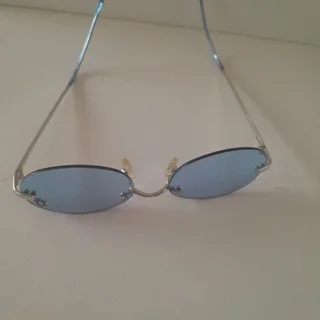 Sunglasses - Ad posted by Nadia