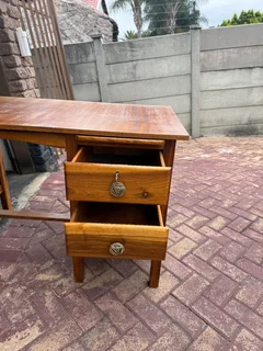 Wooden study Desk with Key for Drawers