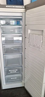 Silver Bosch Freezer - 220L - LIKE NEW