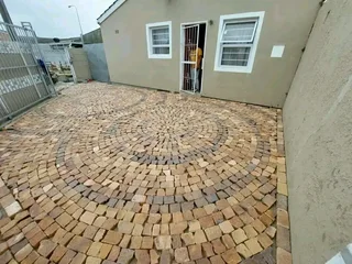 WHEATSTONE HALF BRICK PAVING SUPPLY AND INSTALLATION NOW ONLY &#64; R177.80/M²