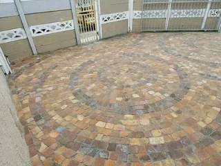 WHEATSTONE HALF BRICK PAVING SUPPLY AND INSTALLATION NOW ONLY &#64; R177.80/M²