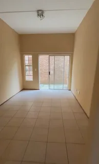 2 bedroom renovated grouapartment