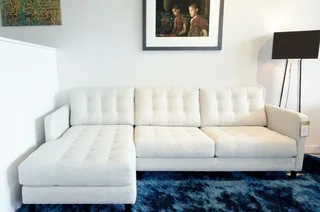 L couch R2999 in 2 pieces pic3, pic 1 R6800 catalogAttached PAY ON DELIVERY