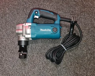 Makita JN3201J