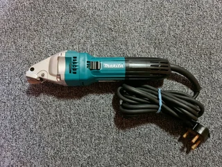 Makita JS1601