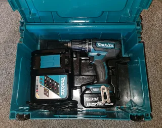 Makita DHP482
