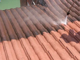 HIGH PRESSURE CLEANING