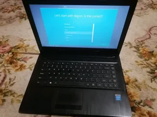 Laptop lennovo R1500