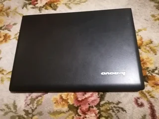 Laptop lennovo R1000