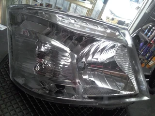 NV350 Right Headlight