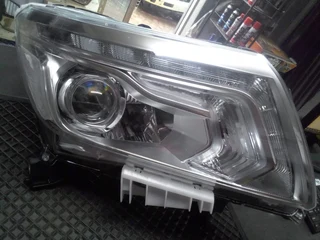 Navara Right Headlight