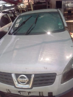 Stripping for Spares: Nissan Qashqai 2L (2009)