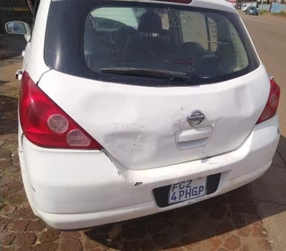 Breaking for Parts: Nissan Tiida