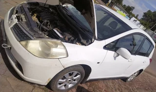 Breaking for Parts: Nissan Tiida