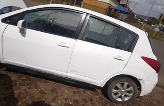 Breaking for Parts: Nissan Tiida