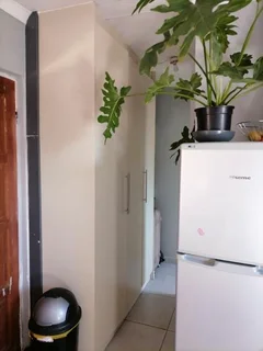 Batchelor room available immediately in Protea Glen ext 29