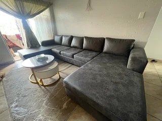 ✨Modern U-Shape couch✨