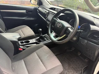 2021 Toyota Hilux Double Cab 2.4 Gd6 Manual